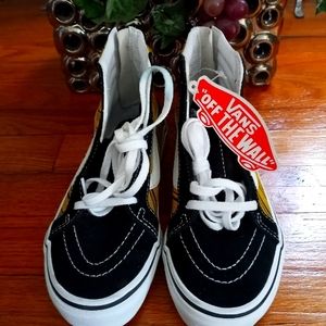 New Vans Kids size 2.5 Gold Black and White